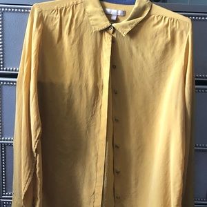 Yellow gold long sleeve shirt